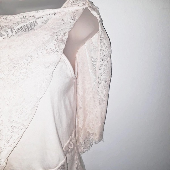 Blouse - Picture 2 of 3